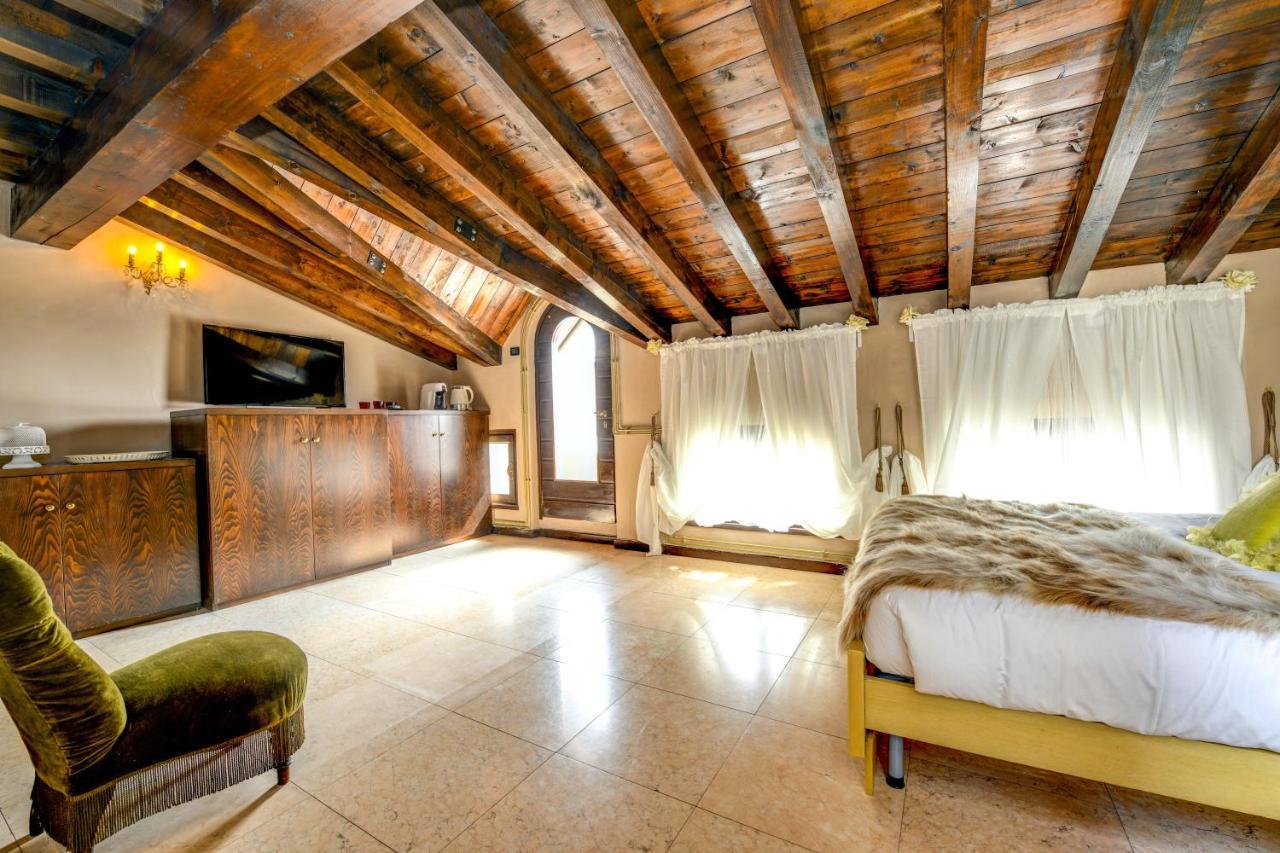 Prestige Suite Sirmione Buitenkant foto