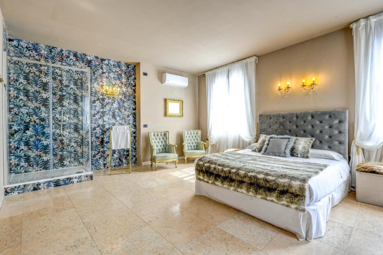 Prestige Suite Sirmione Buitenkant foto