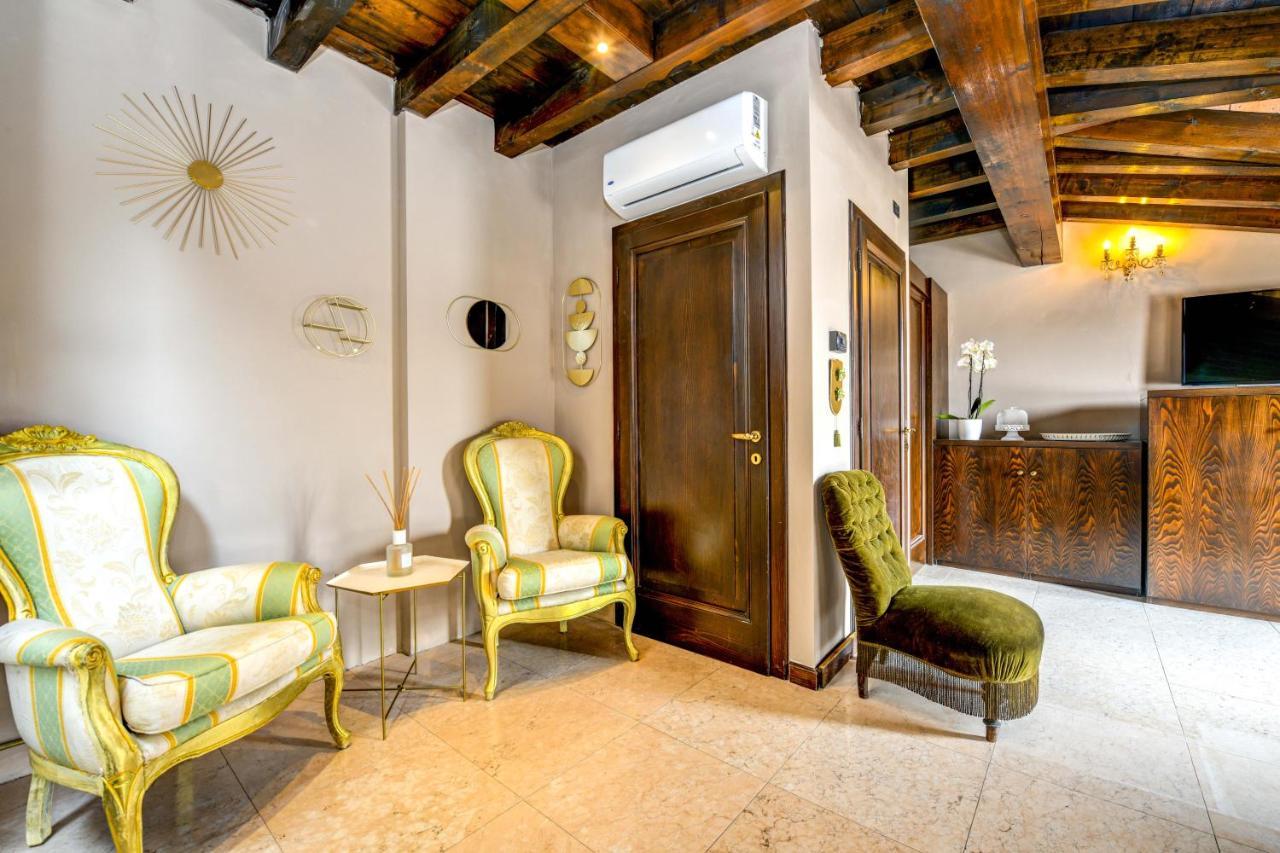 Prestige Suite Sirmione Buitenkant foto