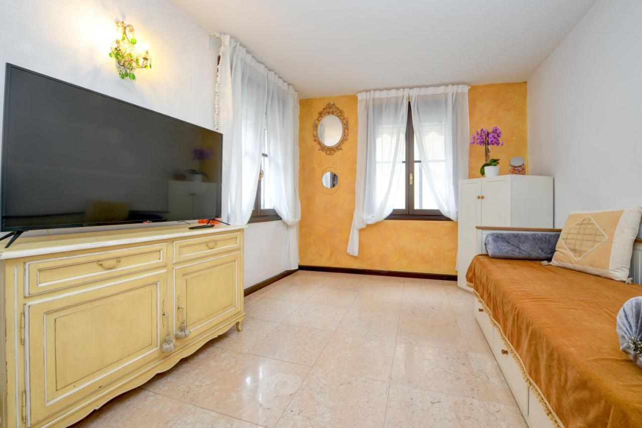 Prestige Suite Sirmione Buitenkant foto